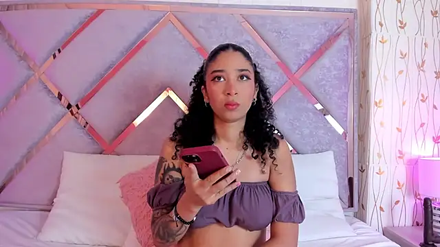 Snapshot of _lanna_jhonson_ chatting on 1, 2, 2025 lanna jhonson online show from 1, 2, 2025