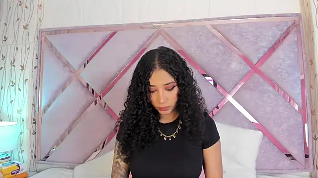 Snapshot of _lanna_jhonson_ chatting on 22, 2, 2025 lanna jhonson online show from 22, 2, 2025