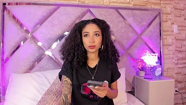 Snapshot of _lanna_jhonson_ chatting on 14, 9, 2025 lanna jhonson online show from 14, 9, 2025