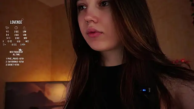 GillianDowdey online show from 16, 11, 2025