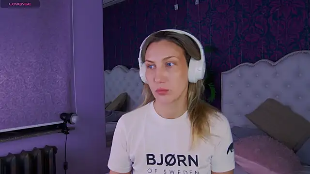 ElizaMayers online show from 1, 2, 2026