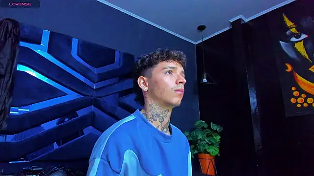 Ian Castillo  online show from 16, 1, 2026