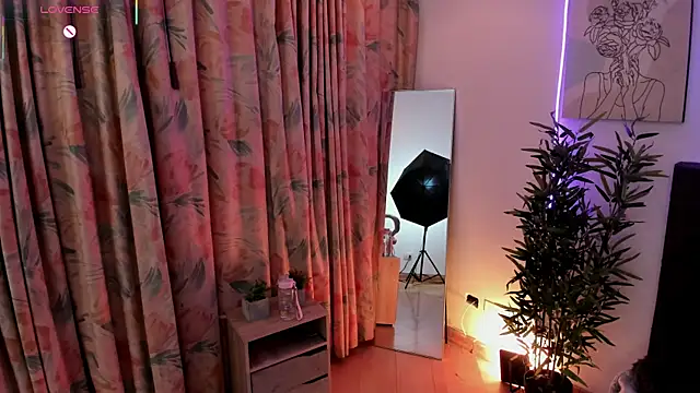 aisha bx online show from 5, 2, 2025