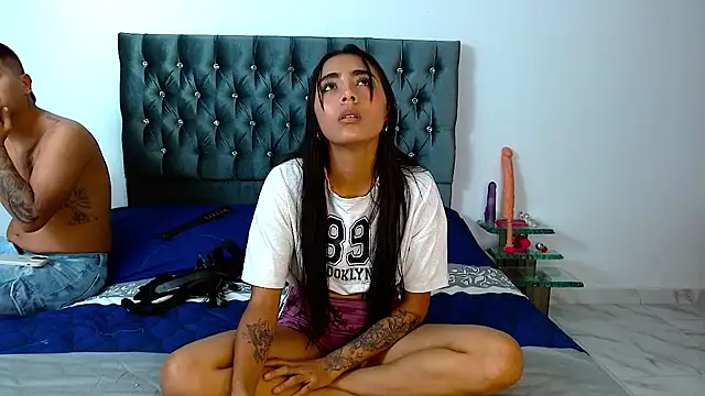 AntonellaAndNoah online show from 21, 4, 2026