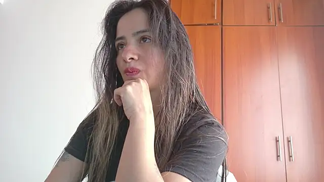 julietta   jackson online show from 25, 4, 2026