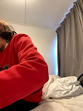 wolfwhite95 online show from 27, 10, 2025