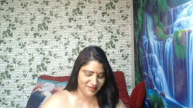 Snapshot of XIndianintimacy chatting on 8, 3, 2025 XIndianintimacy online show from 8, 3, 2025