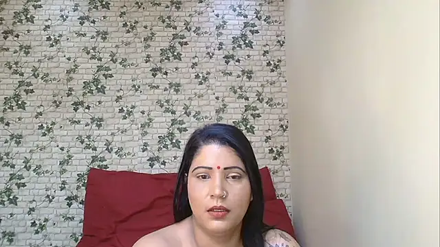 Snapshot of XIndianintimacy chatting on 8, 11, 2025 XIndianintimacy online show from 8, 11, 2025