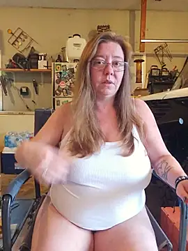 MsShelby40 online show from 10, 6, 2026