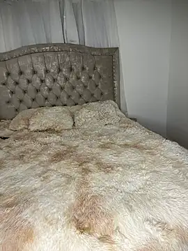 MollySanders    online show from 20, 12, 2024