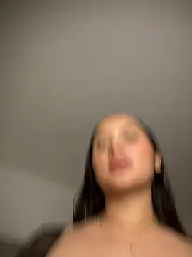 MollySanders    online show from 21, 2, 2025