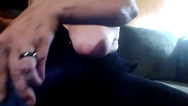 Big-Tits-McGee online show from 8, 8, 2026
