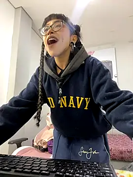 Violetta Suky online show from 29, 9, 2025