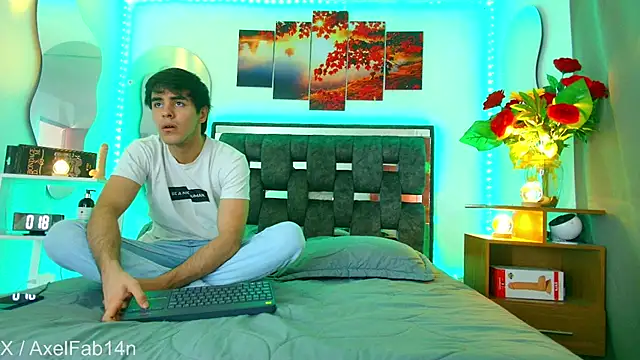 Snapshot of Alex_and_Fabian chatting on 8, 3, 2025 Alex and Fabian online show from 8, 3, 2025