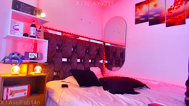 Snapshot of Alex_and_Fabian chatting on 9, 11, 2025 Alex and Fabian online show from 9, 11, 2025