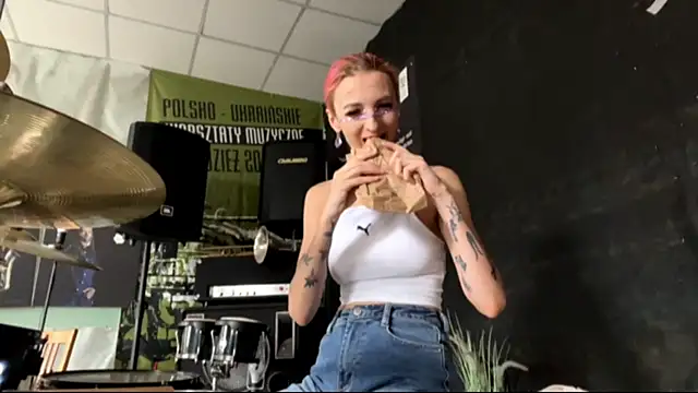 IngridMayer online show from 24, 7, 2026