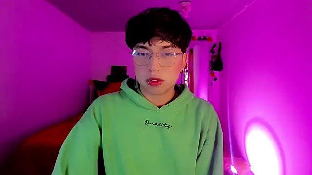 AnggelONfiree online show from 11, 11, 2025