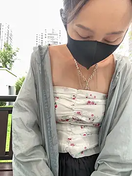 Snapshot of moneymaker_taipei chatting on 30, 9, 2025 moneymaker taipei online show from 30, 9, 2025