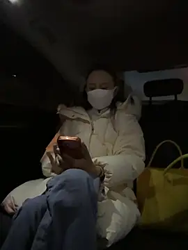 Snapshot of moneymaker_taipei chatting on 5, 3, 2026 moneymaker taipei online show from 5, 3, 2026