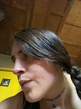 isadelasestrellas online show from 28, 4, 2026