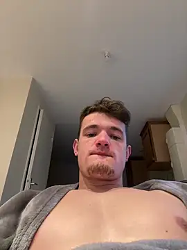 Snapshot of krov chatting on 1, 2, 2025 krov online show from 1, 2, 2025