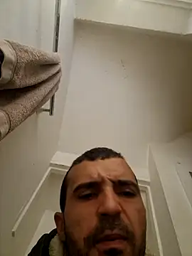 Snapshot of midouch92tns chatting on 28, 9, 2025 midouch92tns online show from 28, 9, 2025