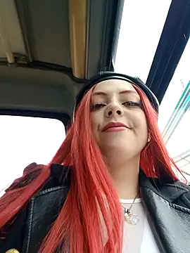 Snapshot of madelaine- chatting on 28, 12, 2024 madelaine- online show from 28, 12, 2024