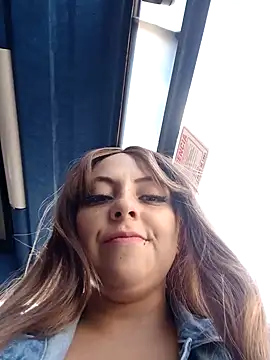 Snapshot of madelaine- chatting on 14, 1, 2025 madelaine- online show from 14, 1, 2025