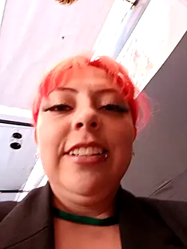 Snapshot of madelaine- chatting on 29, 1, 2025 madelaine- online show from 29, 1, 2025