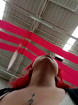 Snapshot of madelaine- chatting on 12, 2, 2025 madelaine- online show from 12, 2, 2025