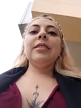 Snapshot of madelaine- chatting on 22, 9, 2025 madelaine- online show from 22, 9, 2025