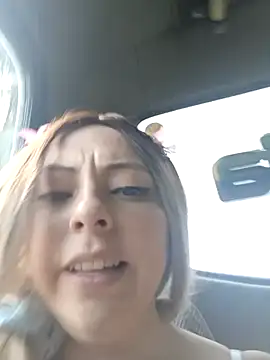 Snapshot of madelaine- chatting on 18, 11, 2025 madelaine- online show from 18, 11, 2025