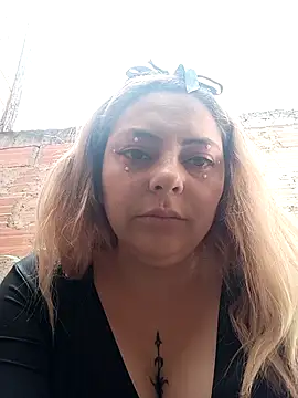 madelaine- online show from 2, 4, 2026