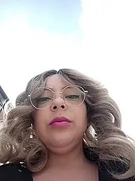 madelaine- online show from 23, 4, 2026