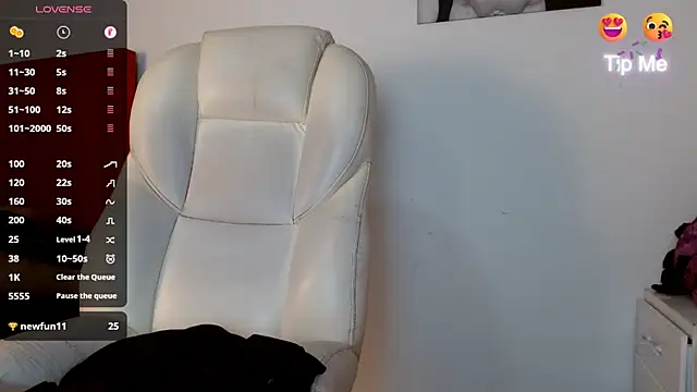 Snapshot of tonibelmont chatting on 19, 2, 2025 tonibelmont online show from 19, 2, 2025