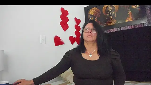 Evaaross 2345 online show from 2, 3, 2025