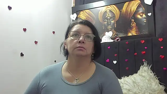 Evaaross 2345 online show from 22, 3, 2026