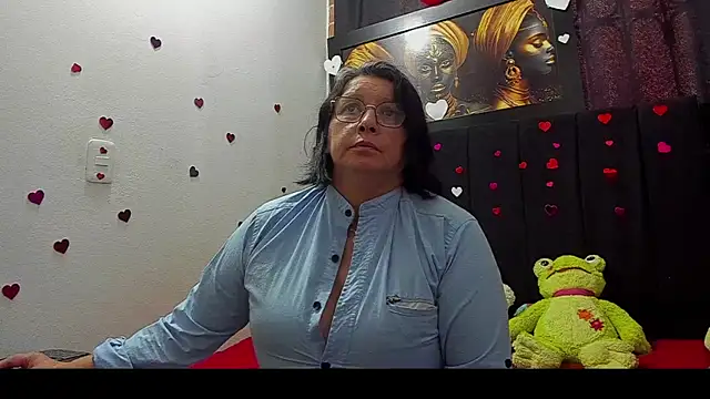 Evaaross 2345 online show from 7, 6, 2026