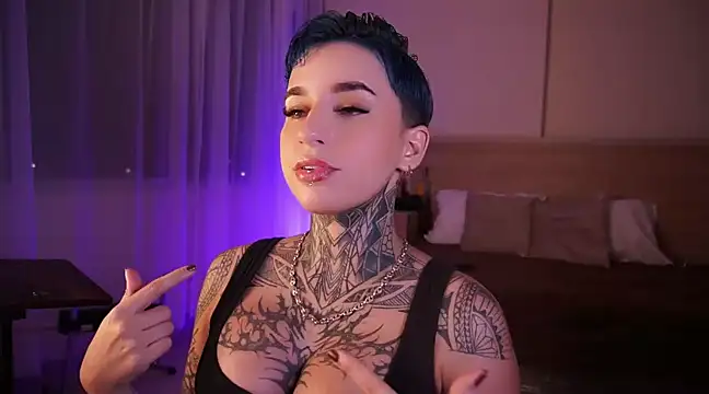 Snapshot of AliceShazaham_ chatting on 8, 12, 2024 AliceShazaham online show from 8, 12, 2024