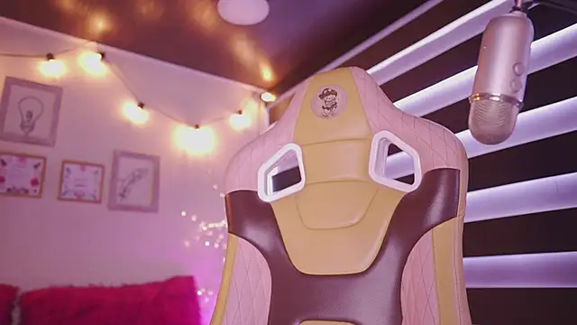 milly kenner online show from 16, 9, 2025