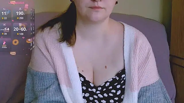 ChubbyMaia online show from 11, 2, 2025