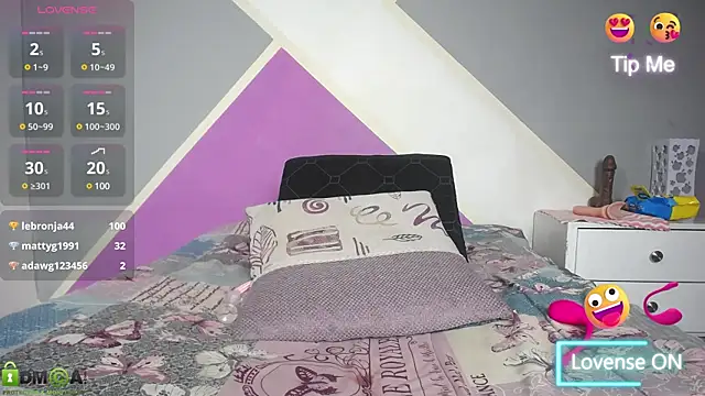 Snapshot of karla_charloby chatting on 7, 3, 2025 karla charloby online show from 7, 3, 2025