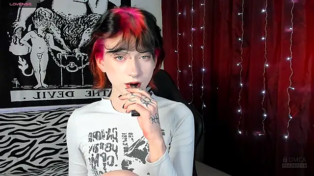 Snapshot of Vailyreb_ chatting on 23, 12, 2024 Vailyreb online show from 23, 12, 2024