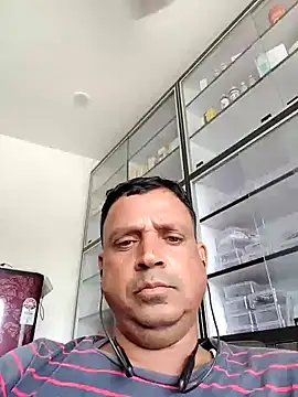Snapshot of Raj1043 chatting on 5, 7, 2026 Raj1043 online show from 5, 7, 2026