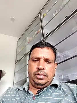 Snapshot of Raj1043 chatting on 28, 7, 2026 Raj1043 online show from 28, 7, 2026