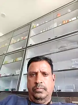 Snapshot of Raj1043 chatting on 1, 8, 2026 Raj1043 online show from 1, 8, 2026