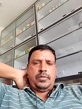 Snapshot of Raj1043 chatting on 3, 8, 2026 Raj1043 online show from 3, 8, 2026