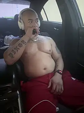 EatMyCake831 online show from 16, 1, 2025