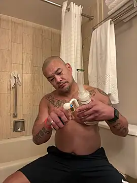 EatMyCake831 online show from 12, 4, 2026