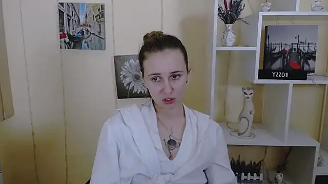  Nicole new online show from 4, 3, 2025